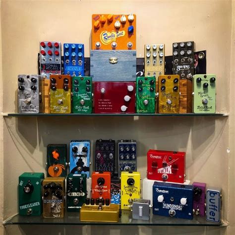 Pedals Pedals Pedals! – Vintage 'n' Rare Guitars