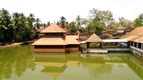 25 Famous Temples In Kerala That Showcase Its Heritage In 2023!