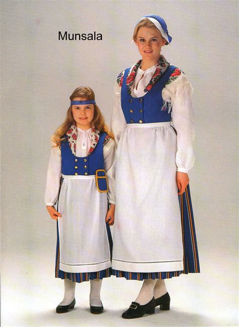 A national dress from Munsala Finland. | Finland clothing, Finnish ...