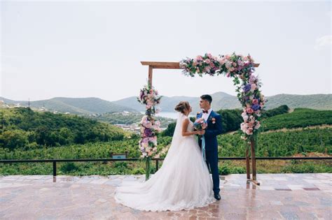 8 Astonishing Maleny Wedding Venues