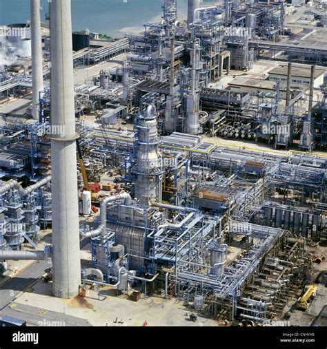 Oil Refinery Singapore Stock Photo - Alamy