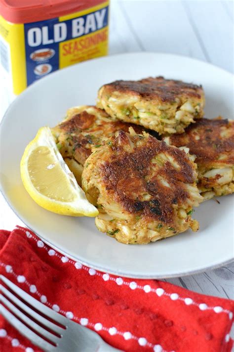 Baltimore Crab Cakes Recipe - Chisel & Fork