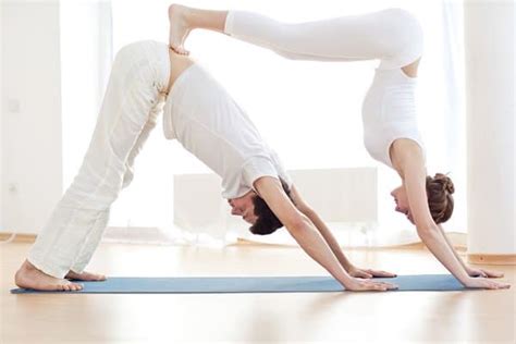 11 Partner Yoga Poses for Couples to Build Intimacy - LifeHack