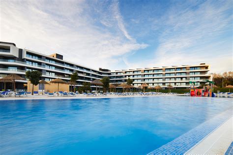 Alvor Baia Resort Hotel in Alvor, Portugal | loveholidays