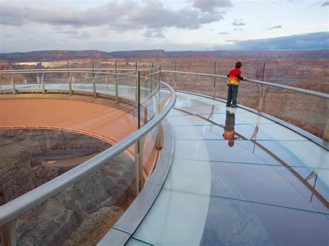 12 Terrifying Attractions With Spectacular Views | Grand canyon west ...