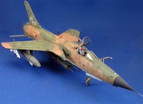 F-105D Thunderchief by Roger Fabrocini (Trumpeter 1/72)