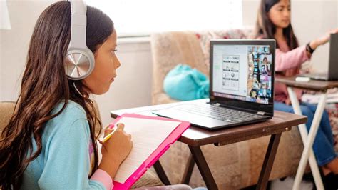 Noise-Canceling Headphones Kids Studying at Home - Consumer Reports