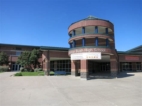 TIL that there is a George Bush High School in Texas. : r/todayilearned