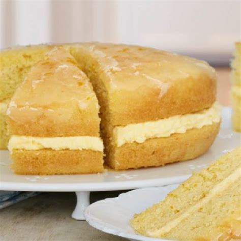 Mary Berry’s Orange Drizzle Cake Recipe | Lakeland Inspiration