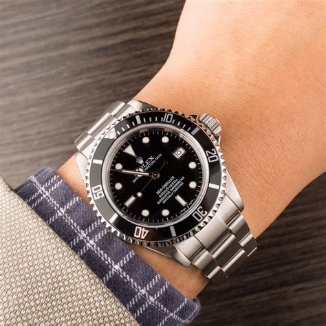 Buy Used Rolex Sea-Dweller 16600 | Bob's Watches - Sku: 130470