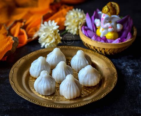 Modakam | Modak | Sweet Kozhukattai | Ganesh Chaturthi Recipes ...