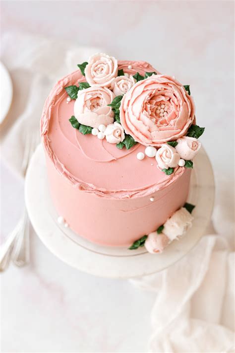 Hướng dẫn cách trang trí decorating cakes with flowers bánh với hoa tự nhiên