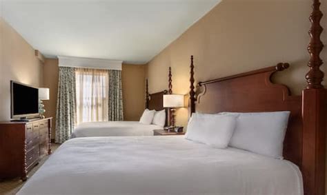 Embassy Suites Savannah, GA Historic District Hotel Rooms