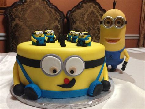 Despicable Me Cake | Idee alimentari, Idee