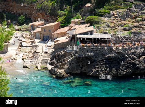 Cala deia restaurant hi-res stock photography and images - Alamy