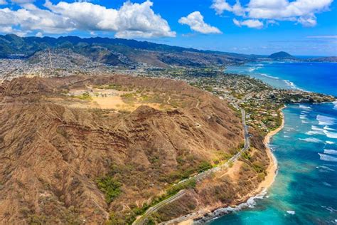 Diamond Head Crater Hike | Kaimana Tours