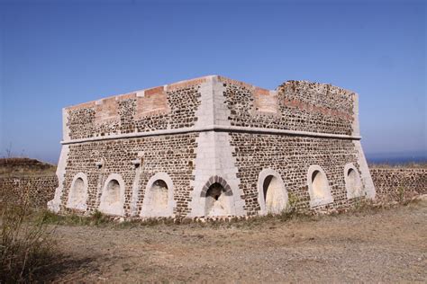 File:Fort Carré (2).JPG - Wikimedia Commons
