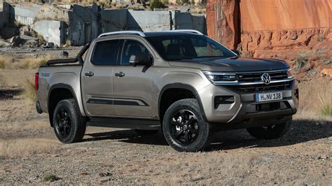 √2023 Volkswagen Amarok base, Life and Style models revealed - Drive 52