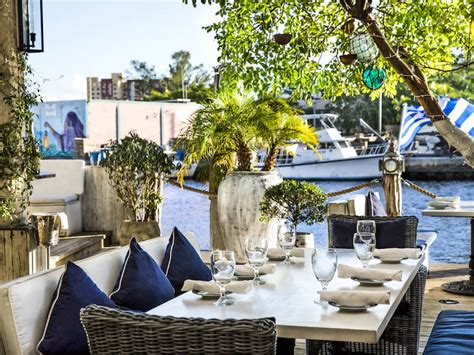 21 Best Waterfront Miami Restaurants for Stunning Views