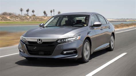 2018 Honda Accord Hybrid First Test: High Expectations Exceeded