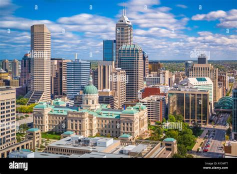 Indianapolis, Indiana, USA downtown city skyline with the State House ...