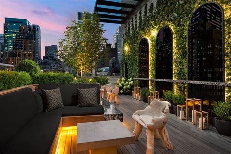 The Best Rooftop Bars in NYC with Epic Skyline Views | Rooftop bars nyc ...