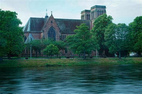 Inverness Cathedral, Scotland : britpics