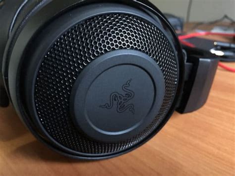 Razer Kraken Pro v2 Review 2025 - Why This Headset ROCKS