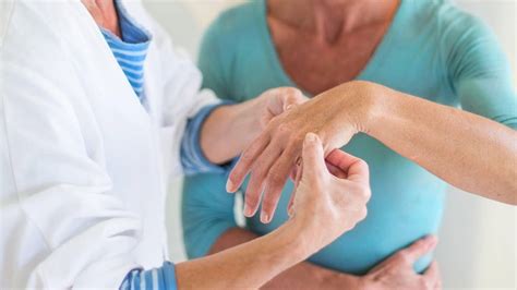 5 Things a Rheumatologist Wants You to Know About Rheumatoid Arthritis