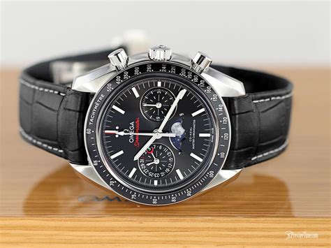 Omega Speedmaster Moonphase Review: A Master Chronometer, 44% OFF