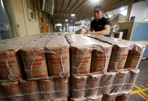 Russia faces rising sugar prices, shortages as traders divert shipments