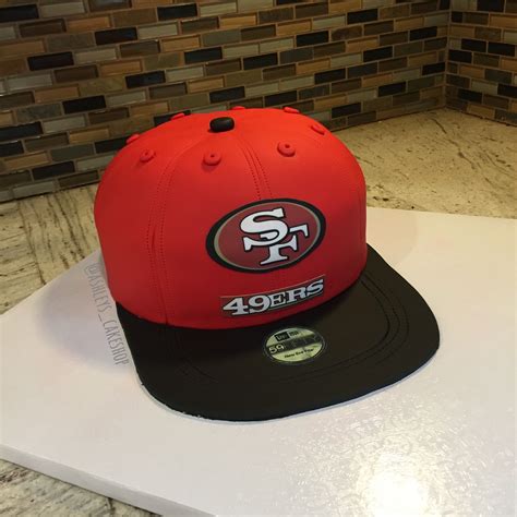 49ers hat cake IG: @ashleys_cakeshop | 49ers cake, Hat cake, Cakes for men