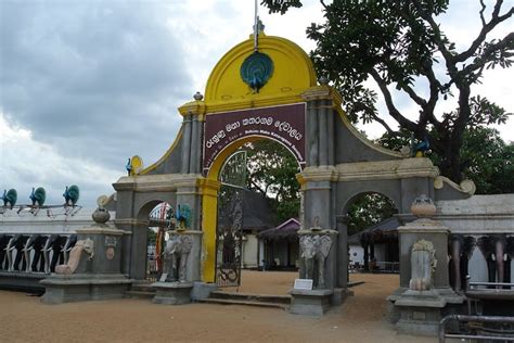 Top 10 Most Popular Temples of Sri Lanka