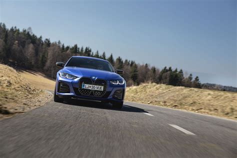 BMW i4 M50 - How Far You Can Drive at Top Speed?