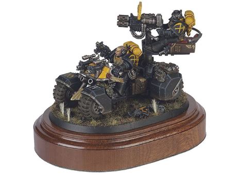 space marine on bike | Miniture things, Warhammer, Warhammer 40k miniatures