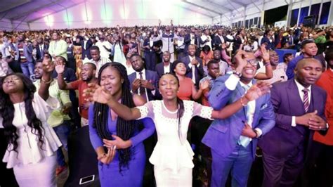 UK declares Pastor Chris Oyakhilome’s Christ Embassy Church a leader in ...