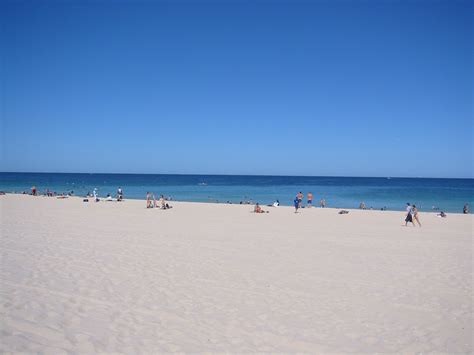 File:Scarborough Beach Perth WA.JPG