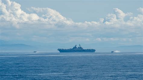 DVIDS - Images - USS Boxer (LHD 4) Underway [Image 3 of 4]