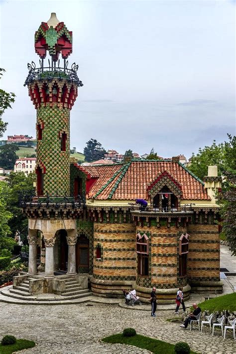 Casa De Gaudi Comillas