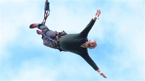 Lib Dem leader Sir Ed Davey does bungee jumps as polling day approaches | Election 2024 | News ...