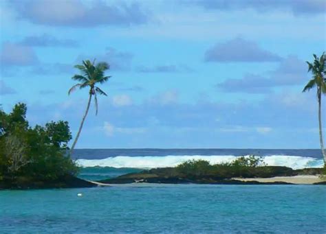 The 9 Best Beaches In Samoa (So You Can Relax Like A Local)