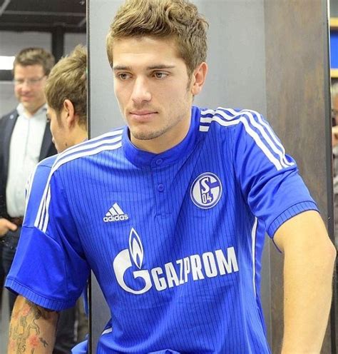 Schalke Jersey / Third Jersey Completes Schalke Shirt Trilogy Fussball Schalke 04 : Wide ...