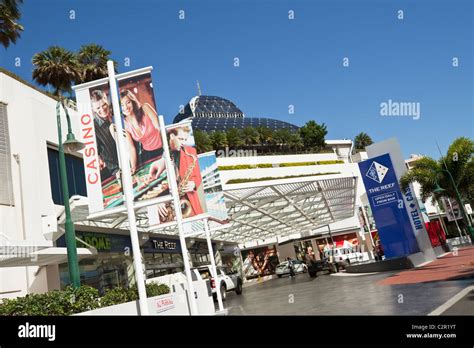 The Reef Hotel Casino. Cairns, Queensland, Australia Stock Photo - Alamy