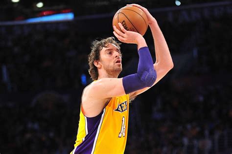 Pau Gasol becomes 10th foreign born NBA player with 15,000 points - SB Nation Los Angeles