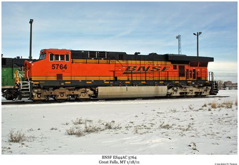 BNSF ES44AC 5764 | BNSF ES44AC 5764 idles on the ready track… | Flickr