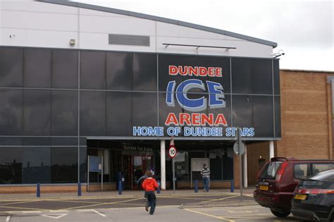 Dundee Ice Arena © Mike Pennington cc-by-sa/2.0 :: Geograph Britain and Ireland