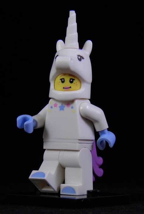 She's Fantastic: LEGO Mini-figures UNICORN GIRL!