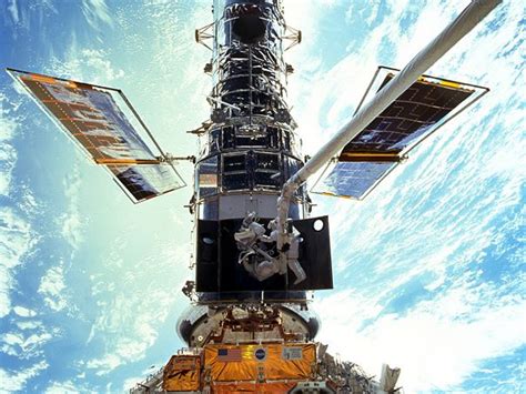 This Week in Science History - The Launch of the Hubble Space Telescope ...