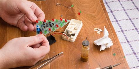 12 Electronics Kits to Spark DIY Creativity | Electronic kits, Diy creative, Technology diy