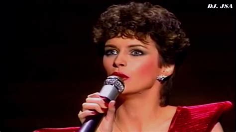 Sheena Easton - For Your Eyes Only 1981 HD 16:9 - YouTube